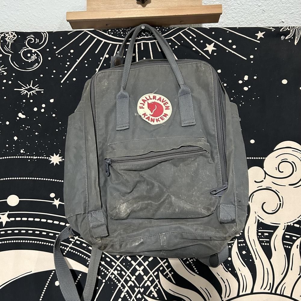 Fjällräven Kånken Backpack Unisex Gray Synthetic Hiking Shoulder Strap Camping